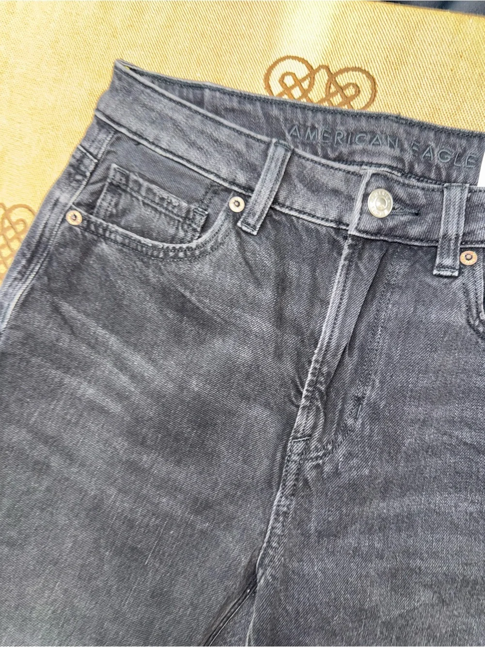 American Eagle Mom Jeans Womens Straight Leg 90s Washed Black Gray High Rise - Picture 7 of 16